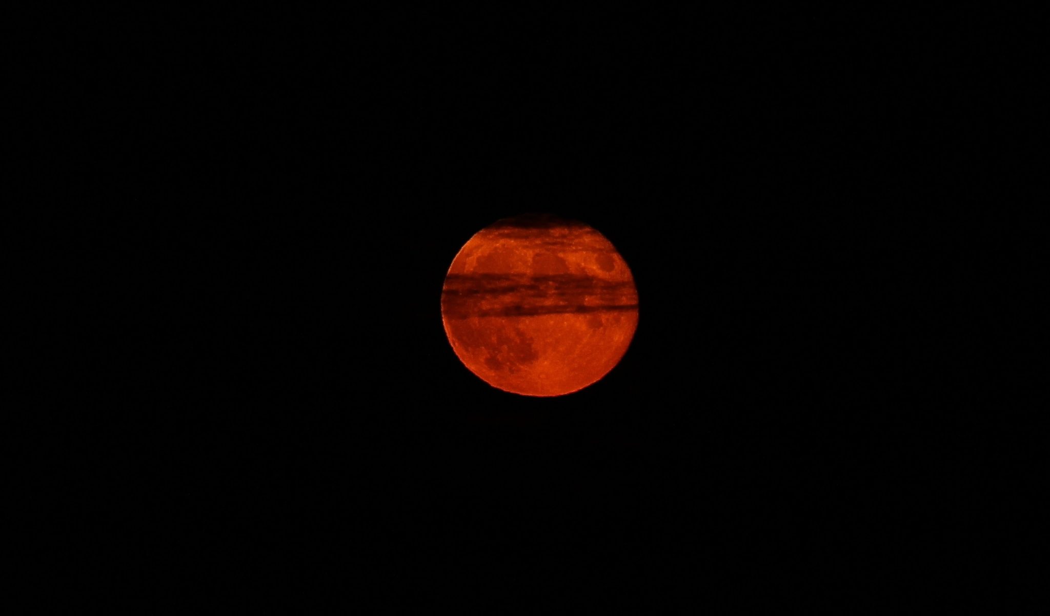 «Кровавая» Луна: во вторник томичи смогут увидеть затмение