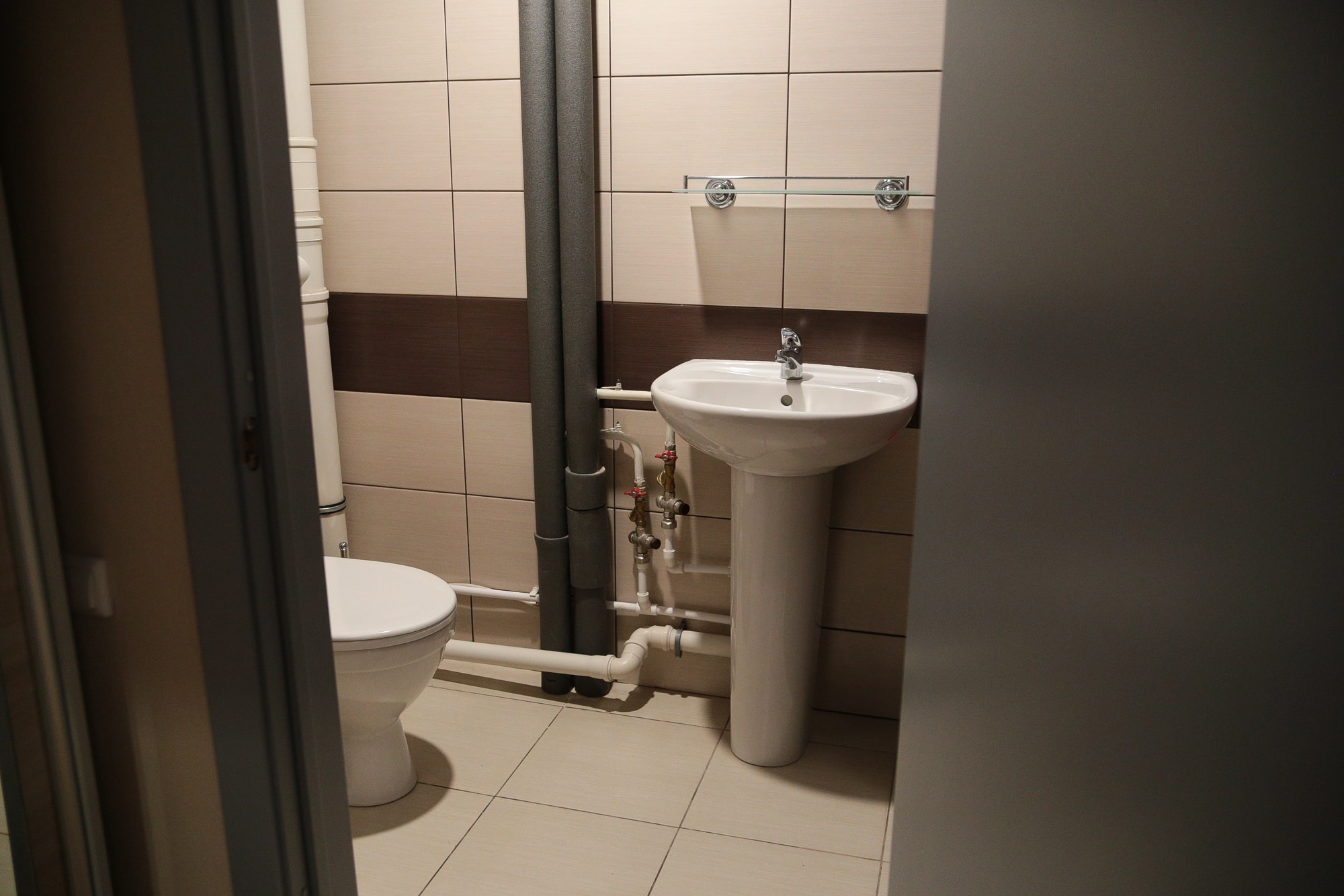 Росстат: уличным туалетом пользуются в 13% домов Томской области