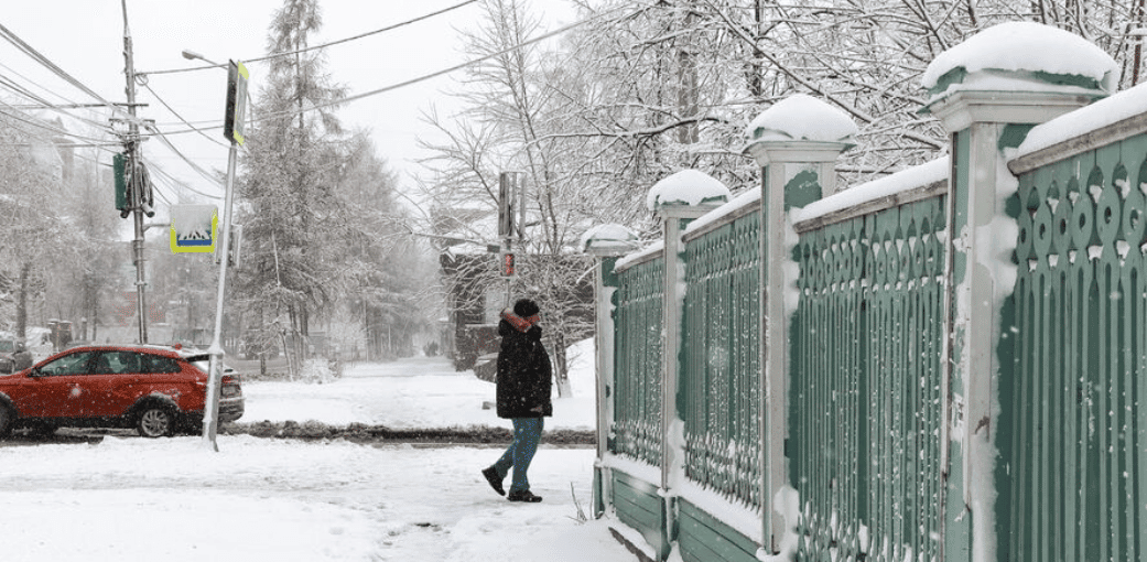 Порывы ветра и потепление до 0°С ожидается 4 января в Томске