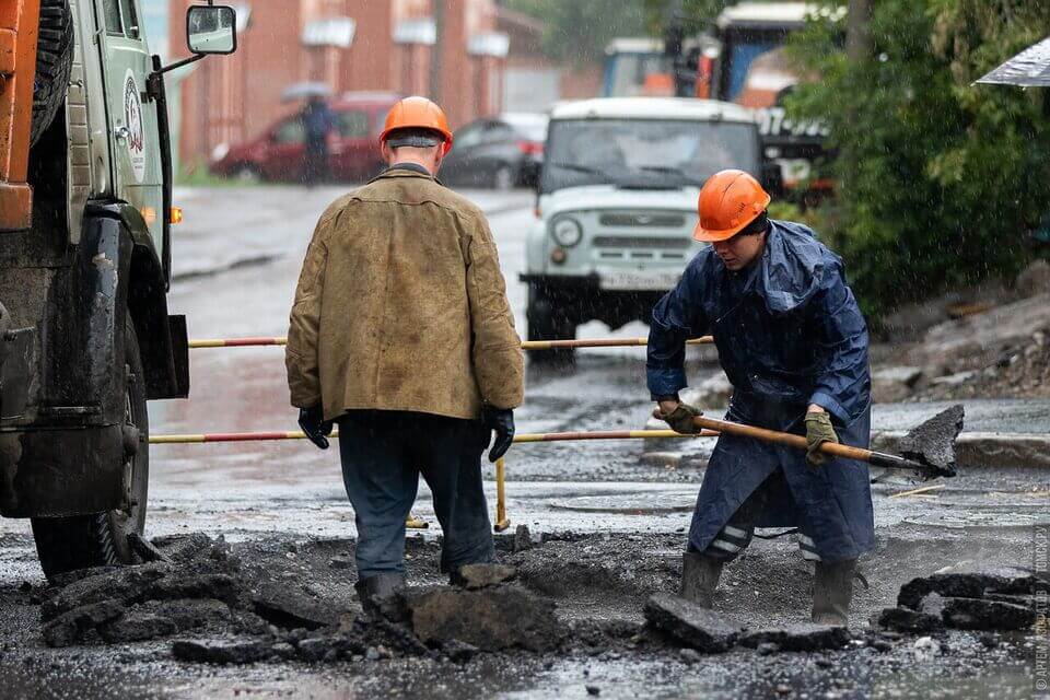 В Северске начали заключать контракты на ремонт дорог на следующий год