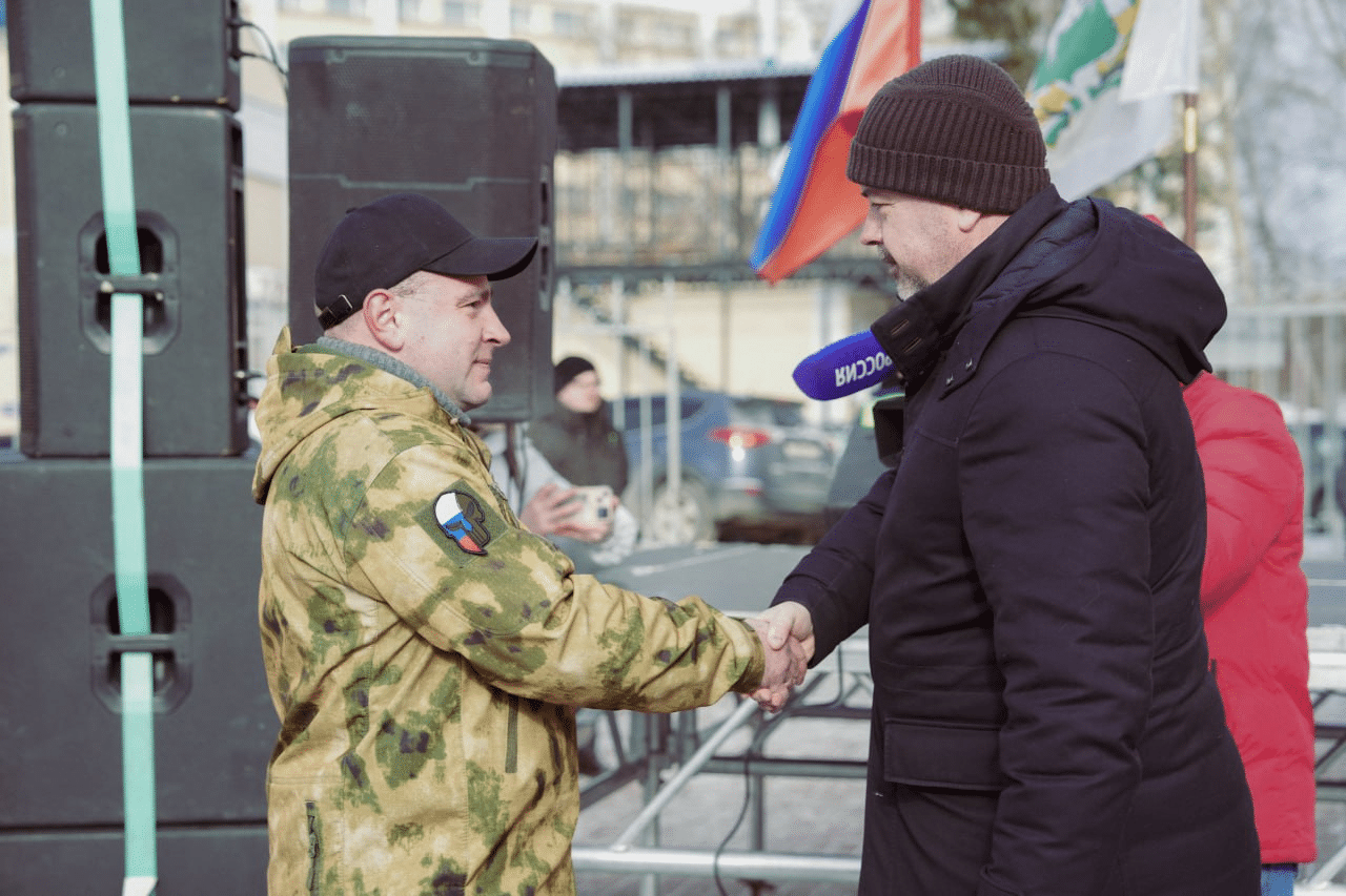 Пятерым томским медикам СВО вручили медали «За помощь и милосердие»